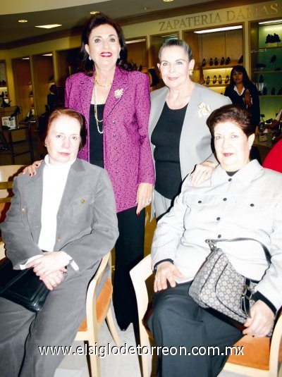 Alejandra S. de García Peña, Gaby C. de Murra, Catalina F. de Nava y Cristy de Kawas.