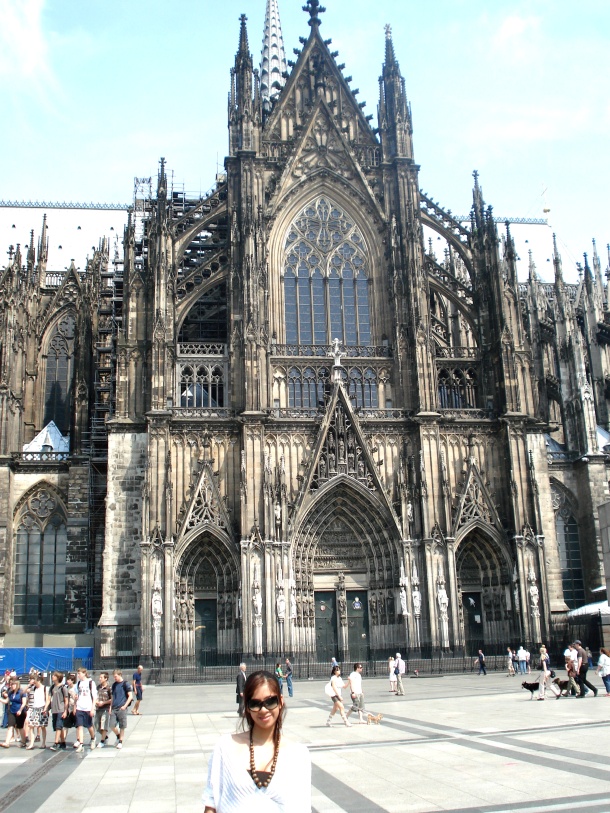 Dinorah Rodriguez en la catedral de Köln en Alemania, el 18 de Junio de 2008