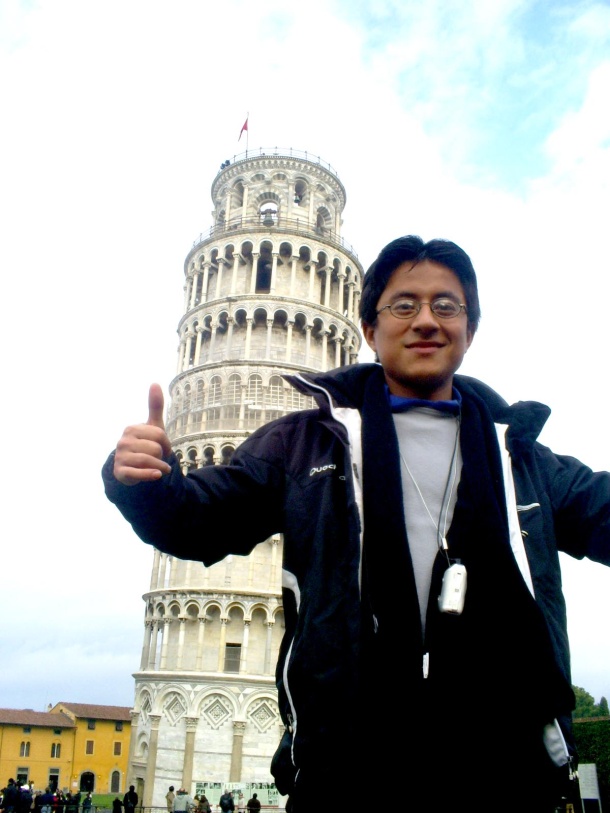 Abraham Martínez en lla Torre de Pisa