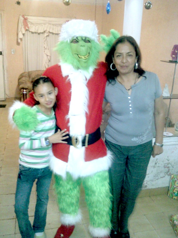 Familia Santillanes Salazar en la entrega de regalos 24 de diciembre 2008.