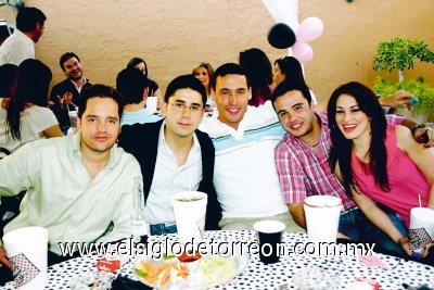 Adolfo Garza, Juan Carlos Vargas, Tato Fernández, Ángel G. Ramos y Ruth Navarro.