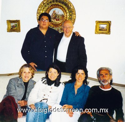 Juan Francisco Peña Abusaid, Jorge Camil Garza con su familia y Julio Camil Garza.