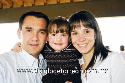 Alex, Begoña y Fernanda Sada.