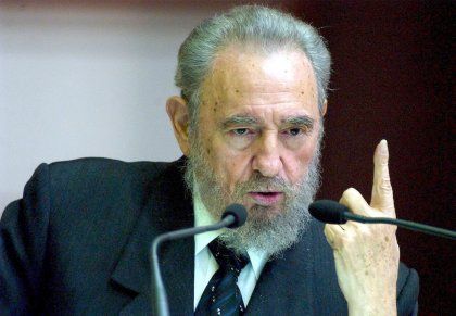 En su empeño por ver a una América Latina unida frente al imperialismo, Fidel Castro utilizó todas las tácticas a su alcance, desde el apoyo militar brindado a las guerrillas en la década de 1980 a la exportación de servicios de médicos en los primeros años del nuevo siglo.