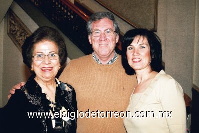 Pily de Jiménez, Gabriel y Pily De León.