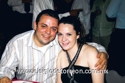 Jorge Torres Bernal y Gaby Gancz de Torres.