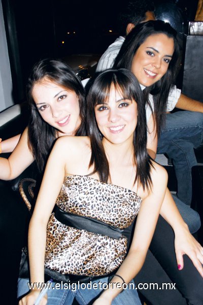 Tabata Sandoval, Ana Cano y Nadia Valdéz.