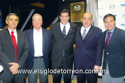 Eduardo Acosta, Eduardo Murra, José Ángel Pérez, Roberto Murra y Julián Jaime.