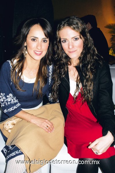 Nancy Perella y Brenda Arellano.