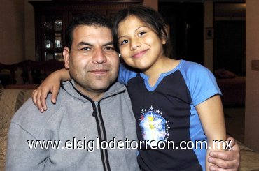 03042008
Carlos y su hija Karla.