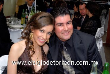 03042008
Martha Moreno y Jair Pacheco.