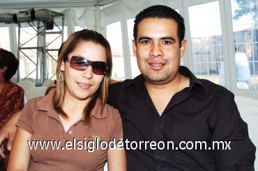 06042008
Fabiola Marín Juárez y Mario Rodríguez.