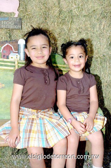 18042008
Ana Sofía y Luciana Márquez Guzmán, cumplieron cinco y tres años de vida, respectivamente.