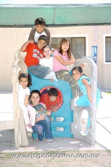 30042008
Sara Parra, Diana Valdés, Marcelo López, Valeria Martínez, Mariana Pérez Merodio, Diego Padilla, Regina Garrido y Carlos Arellano