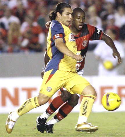 América, que acabó imponiéndose 5-4 en el marcador global, quedó a la espera del ganador de la eliminatoria entre el Santos de Brasil y Cúcuta Deportivo de Colombia.