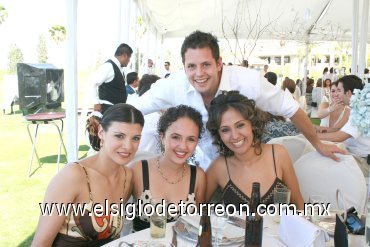 01052008
Brenda Casale, Gynna de la Garza, Cristy Robles y Gabriel Acosta