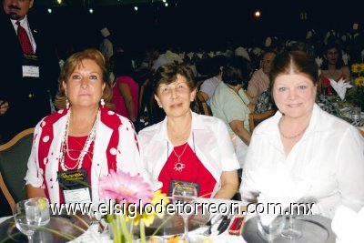 Rosario Segovia, Blanca Martínez y Aída Villalón.