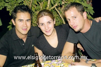 Sergio Cruz, Marcela Muñoz y Christian Wolff.