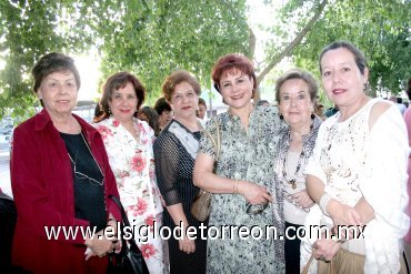 04052008
Luz María García, Norma, Rosy y Angelita Castillo, Trini de Quintero y Drimbeln Quintero