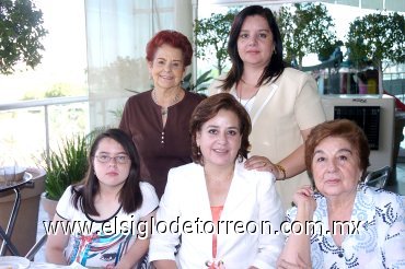 11052008
Blanca de Arenas, Mirna de Arenas, Mirna Arena de Ríos, Lizbeth Ríos y Marcia de Ríos.