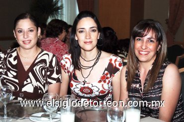 14052008
Mónica Dib, Ana Elisa de Garza Tijerina y Lily Moreno.