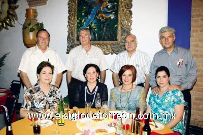 Carlos y Susana Jalife, Héctor y Martha Garza Tijerina, César e Isabel Correa y Jesús y Maritere Berumen.