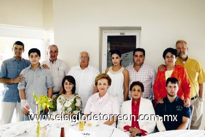 Familias García Aguirre, Mena García, Fernández García, Stens Fernández y García Giacomán.