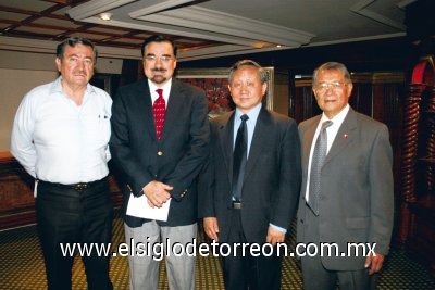 Luis Atkins, Eduardo Iduñate, Wu Jungheng y Manuel Lee Soriano.