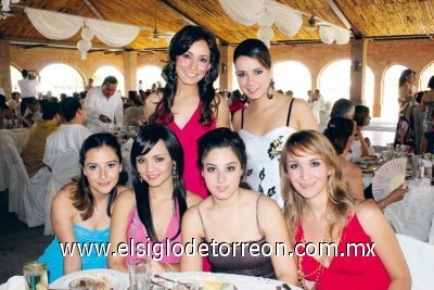 Paty Aguirre, Ana Paola de la Garza, Dense Escamilla, Rocío Aguilar, Dayis Anaya y Grace de la Garza.