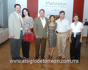 18052008
Constantino y Marisol Papadópulos, Alfredo Mafud, Ana Sofía García Camil, Bernardo Gurza y Claudia Máynez