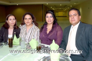 18052008
María del Carmen Frauto, Carmen Rivera Mendoza, Ana Poblano Ojinaga y Ricardo Serrato.