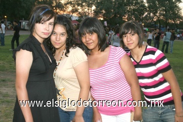 25052008
María Fernanda Romo, Alina Núñez, Marlene de la Rosa y Paola Potisek.