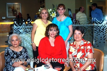 25052008
Margarita Aguilar, Vivo Sosa, Rosy Hernández, Mague Ríos y Ana María Corrales