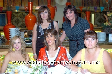 25052008
Maribel de Treviño, Ana Isabel de Gallegos, Maru de Giacomán, Elena de Canales y Laura de Sesma