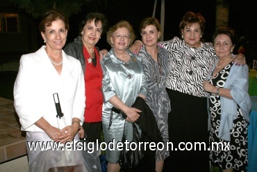 25052008
Montserrat de Murra, Chole Anaya, Martha Rodríguez, Nuri Murra, Licha Mena y Angélica Ruenes