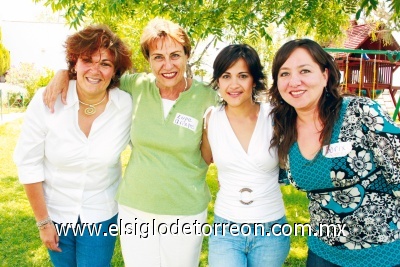 Fundadoras del Montessori Mosed, Lupe Arizpe, Mary Domínguez, Borix y Aurora González.