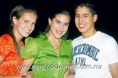 Daniela Abusaid, Ana Lucía Rodríguez y Juan Gómez.