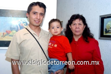 08062008
Miguel Sifuentes, Margarita Jáquez y Arturo Sifuentes