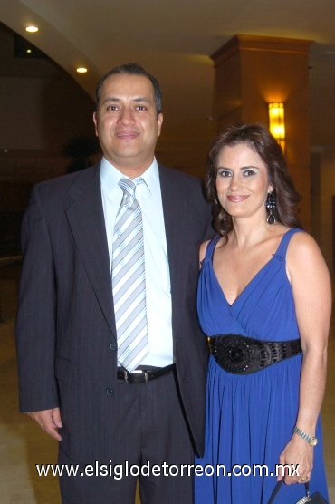 23062008
Luis Carlos López y Susana Motola de López.