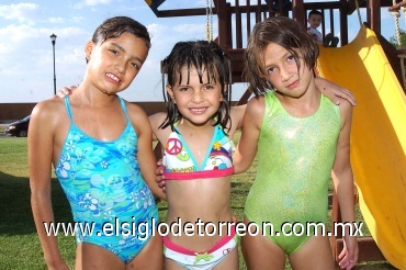 12062008
Ángela Gómez, Helena Alcántara y Mariana García