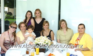 03072008
Odila Vargas de Fernández, Odila Villarreal de Vargas, Faruk Fernández, Clarissa Vargas, Cristina Baca, Elizabeth de Aranda, Letny de Gibert y Rosa Alicia de Anaya