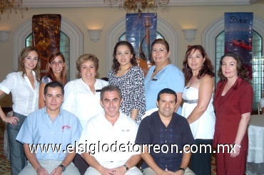 06072008
Mary José, Sandra, María, Mónica, Laura, Sonia, Sandra, Marco, José y Miguel.