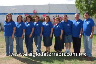 10072008
Marita López de Alarcón, Laura López de Gómez, Chilo López de Hernández, Rosario López de Chaib, Lupita López de  Alzali, Luz María López de Dávila, Carlos López Romo, José Luis López Romo y Guillermo López Romo