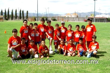 12072008
Daniel, Alex, Carol, Roberto, Andrés, Leonardo, Rodrigo, Javier, Ale, Carlos, Jerson, Emiliano, Abraham, Luis Diego, Fer, Noé, Jared, Valente y Adrián