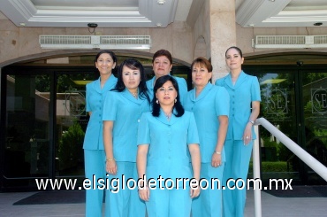 16072008
San Juana Amaya, Antonieta Navarro, Claudia Saldaña, Verónica Aguirre, María del Carmen Fong y Martha Chavarri