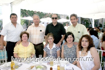 20072008
Armando Sánchez, Rosa María de Sánchez, Francisco Mireles, Blanca de Mireles, Rodolfo Espinoza, Chagua de Espinoza, Ricardo Ortiz y Gisela Olvera