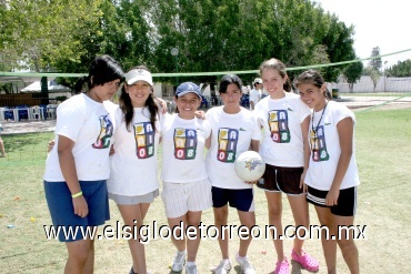 20072008
Lorena Zárate, Kathia Hurtado, Marijose Medina, Nancy Gaona, Gaby Murguía y Estephanie