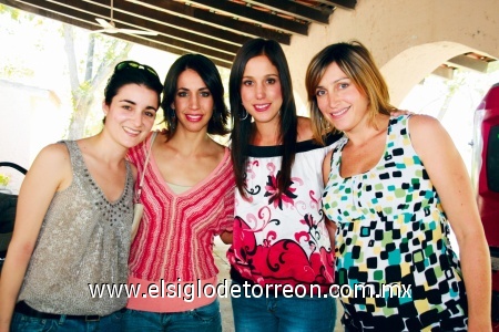 Jessica Yacaman, Lorena Santibáñez, Adriana Díaz de León y Valeria Russek.