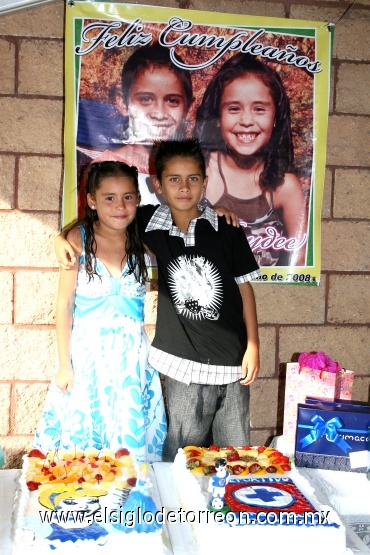 25072008
Haydeé Isabel y César Sosa Ríos, cumplieron ocho y once años de vida, respectivamente