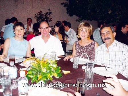 Patricia y Enrique Jiménez, Carmen y José Metlich.